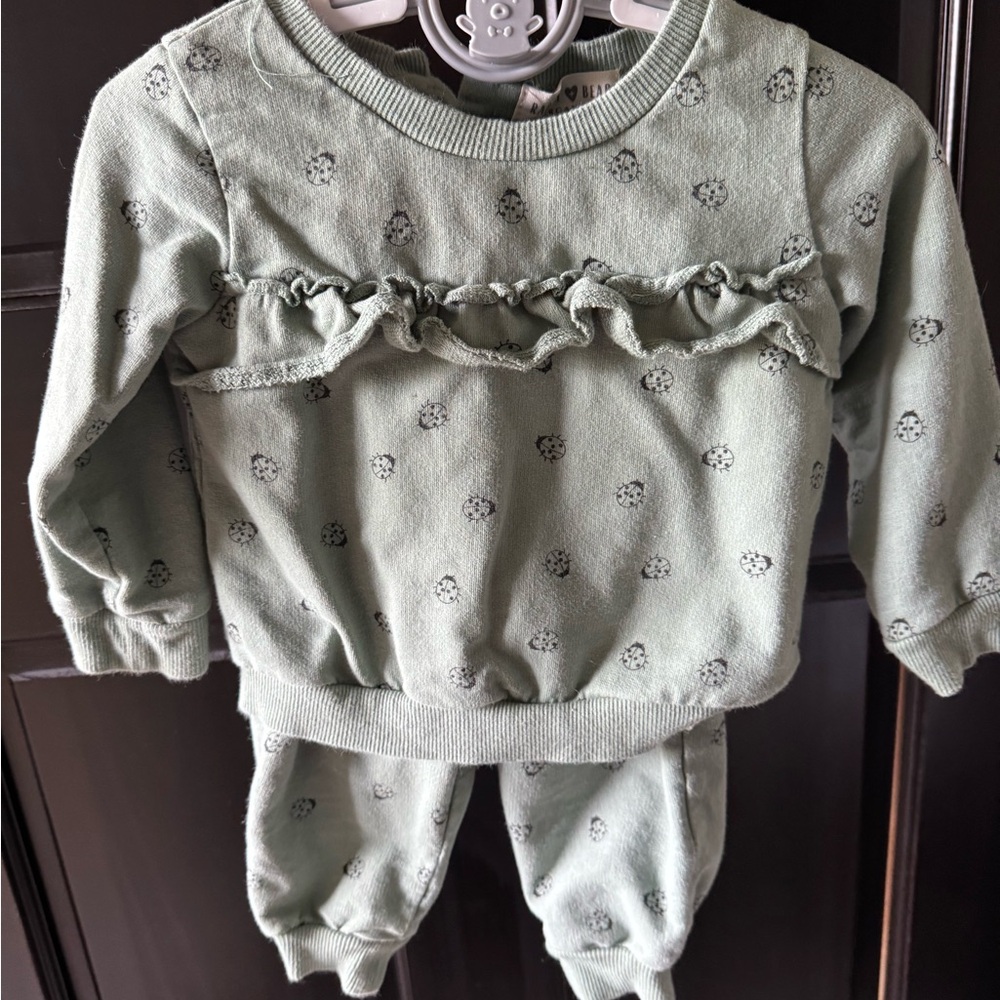 Kids Pajamas in Green with Ruffle Detail